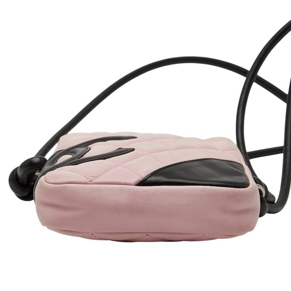 CHANEL Black Leather Logo Shoulder Bag - Picture 3 of 8